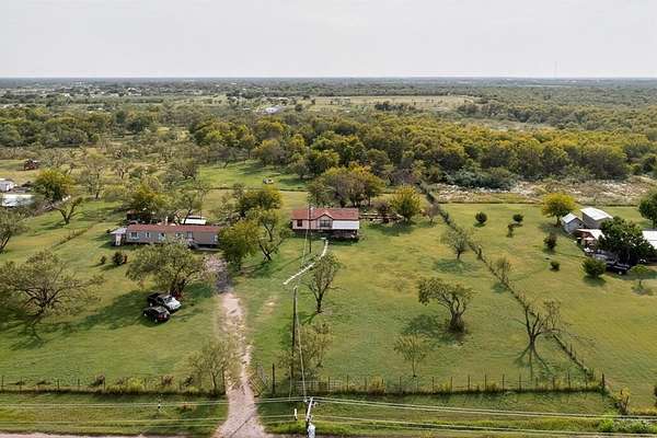 2.4 Acres of Residential Land with Home for Sale in Kaufman, Texas
