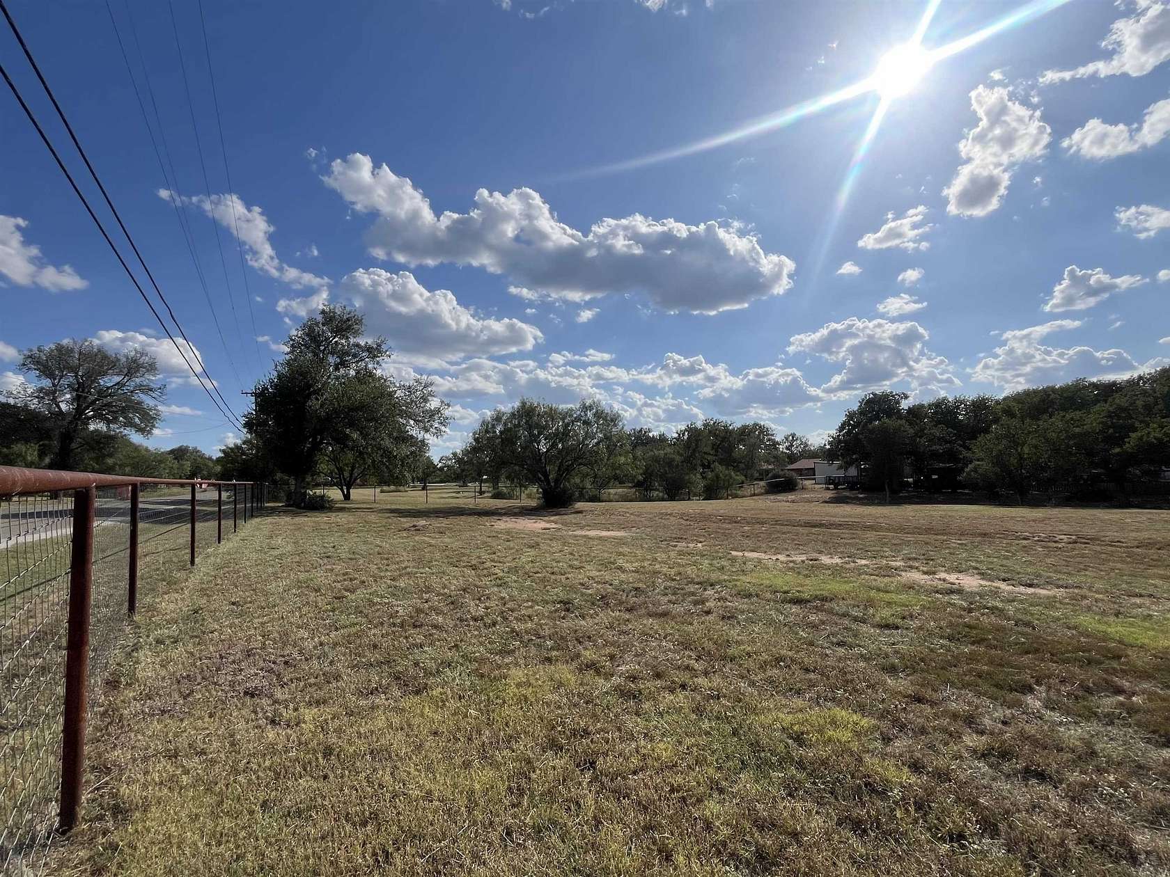 1 Acre of Land for Sale in Burnet, Texas