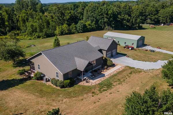 6 Acres of Residential Land with Home for Sale in Anna, Illinois