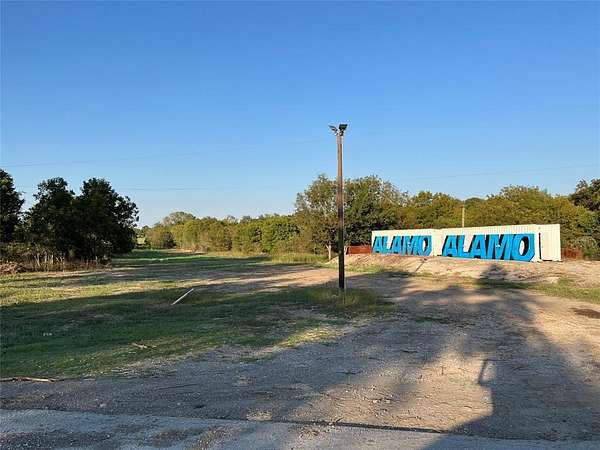 13.4 Acres of Commercial Land for Sale in Lancaster, Texas