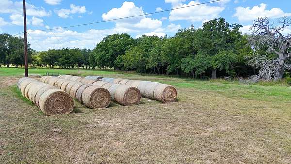 5.6 Acres of Residential Land for Sale in Iredell, Texas