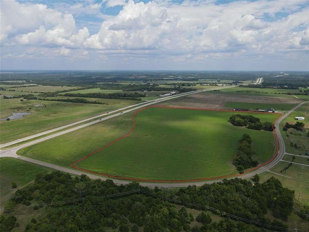34.5 Acres of Land for Sale in Windom, Texas
