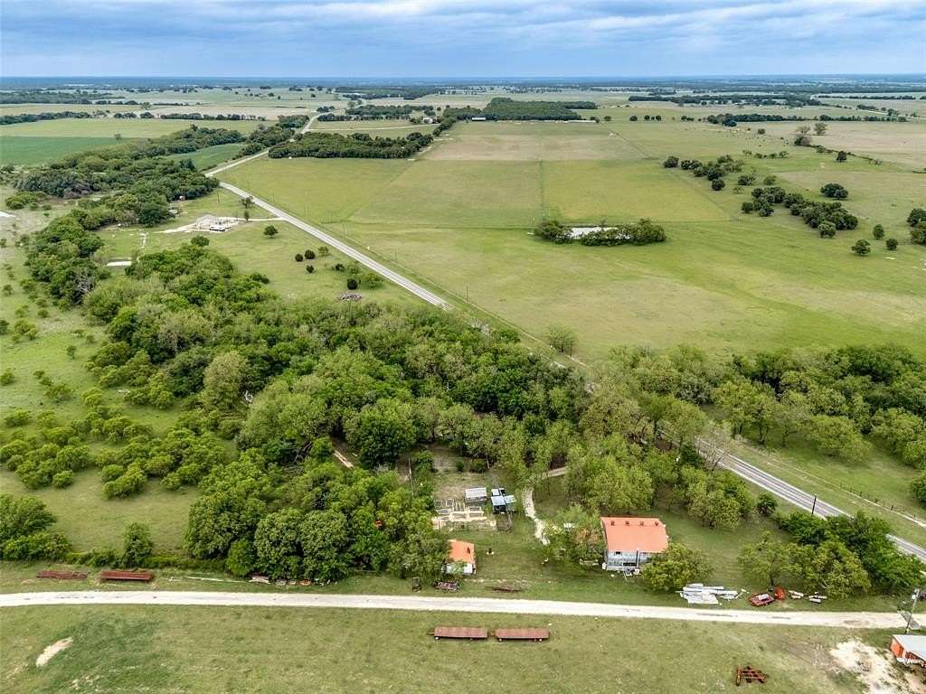 8 Acres of Land with Home for Sale in Sidney, Texas