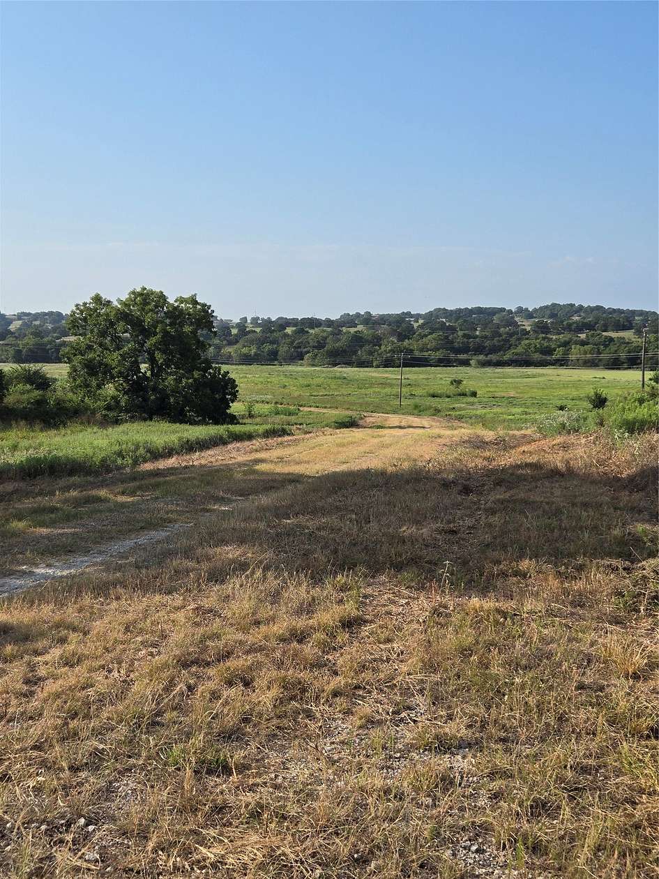 55 Acres of Land for Sale in St. Jo, Texas