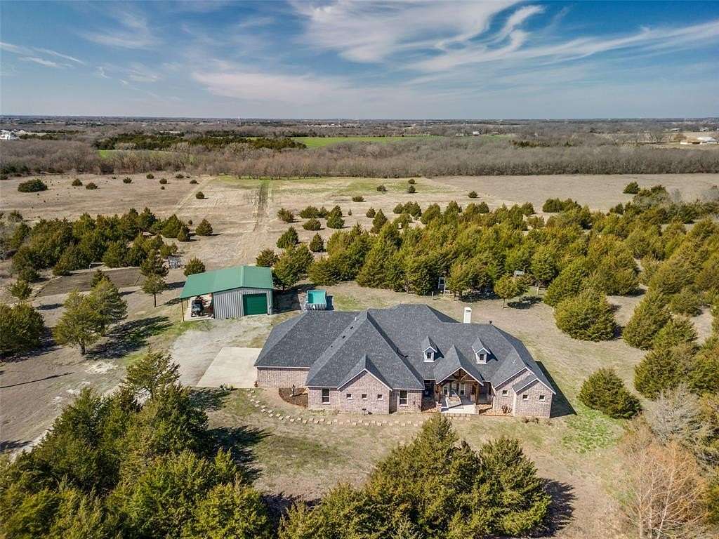20.5 Acres of Land with Home for Sale in Blue Ridge, Texas
