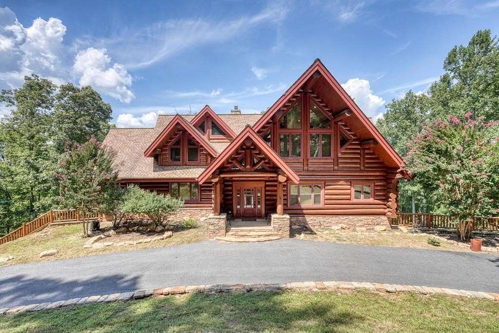 4.32 Acres of Residential Land with Home for Sale in Blairsville, Georgia