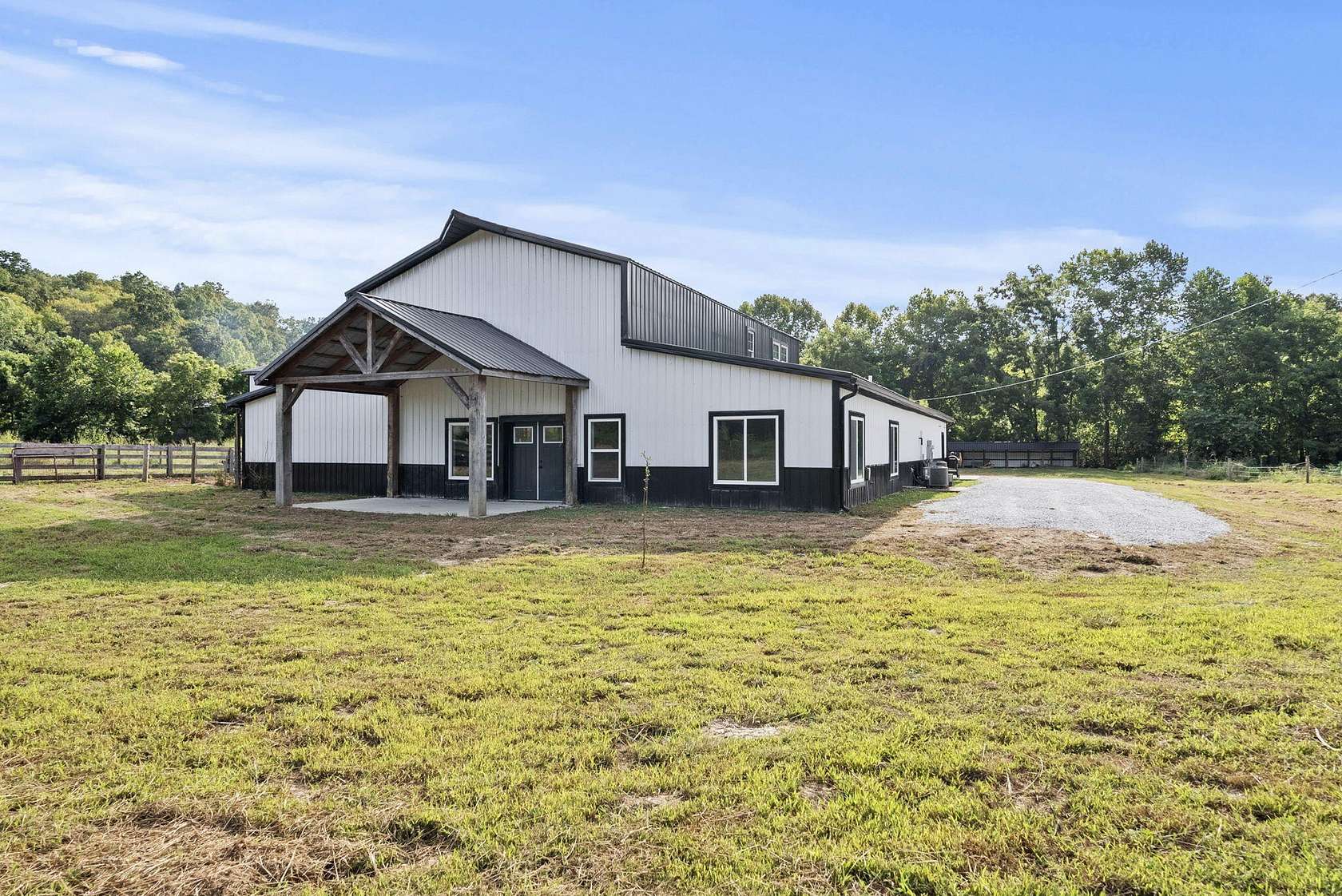 12 Acres of Land with Home for Sale in Grassy Creek, Kentucky