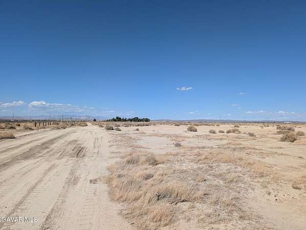 10.1 Acres of Land for Sale in Lancaster, California