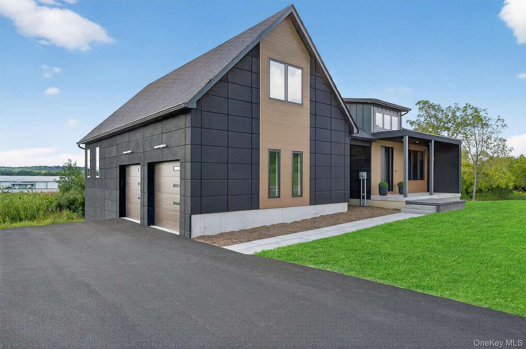 5 Acres of Residential Land with Home for Sale in Pine Island, New York