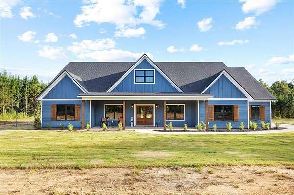 5 Acres of Residential Land with Home for Sale in Salem, Alabama