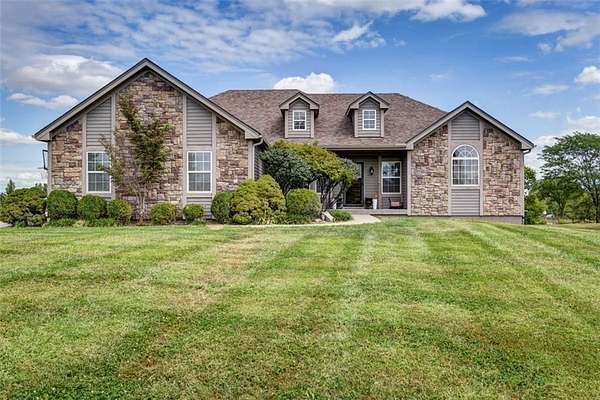 5 Acres of Residential Land with Home for Sale in Lathrop, Missouri