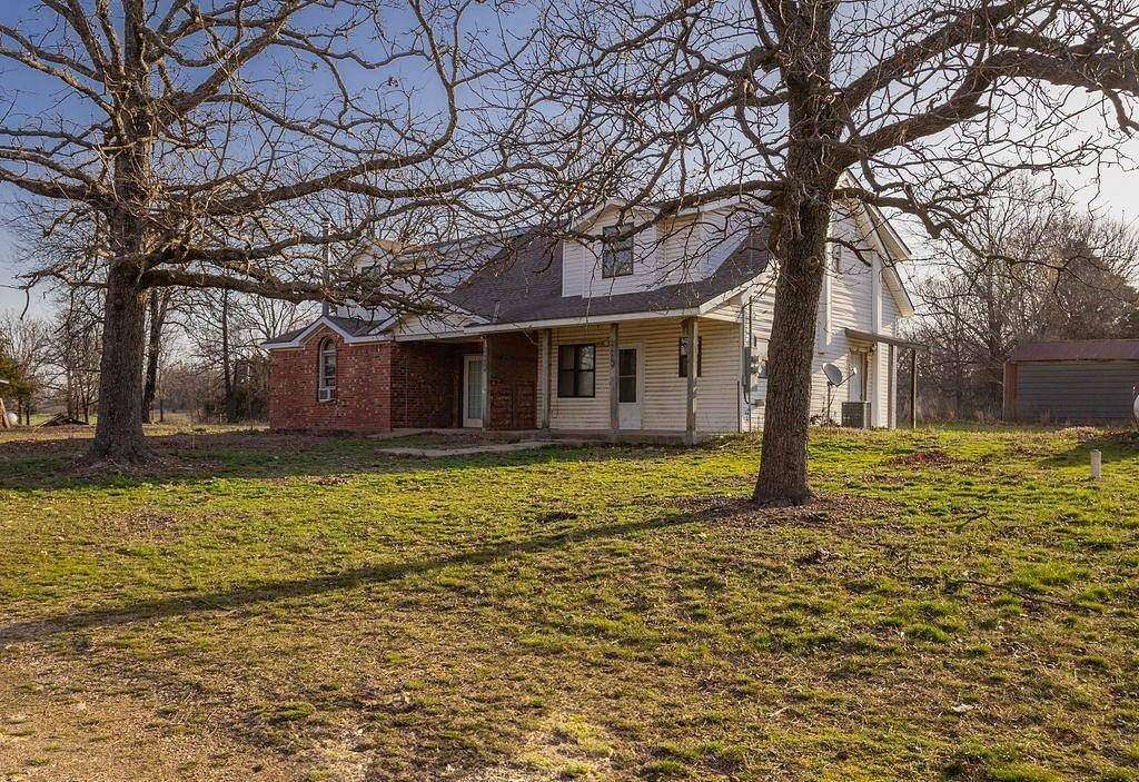 2.15 Acres of Residential Land with Home for Sale in Gravette, Arkansas