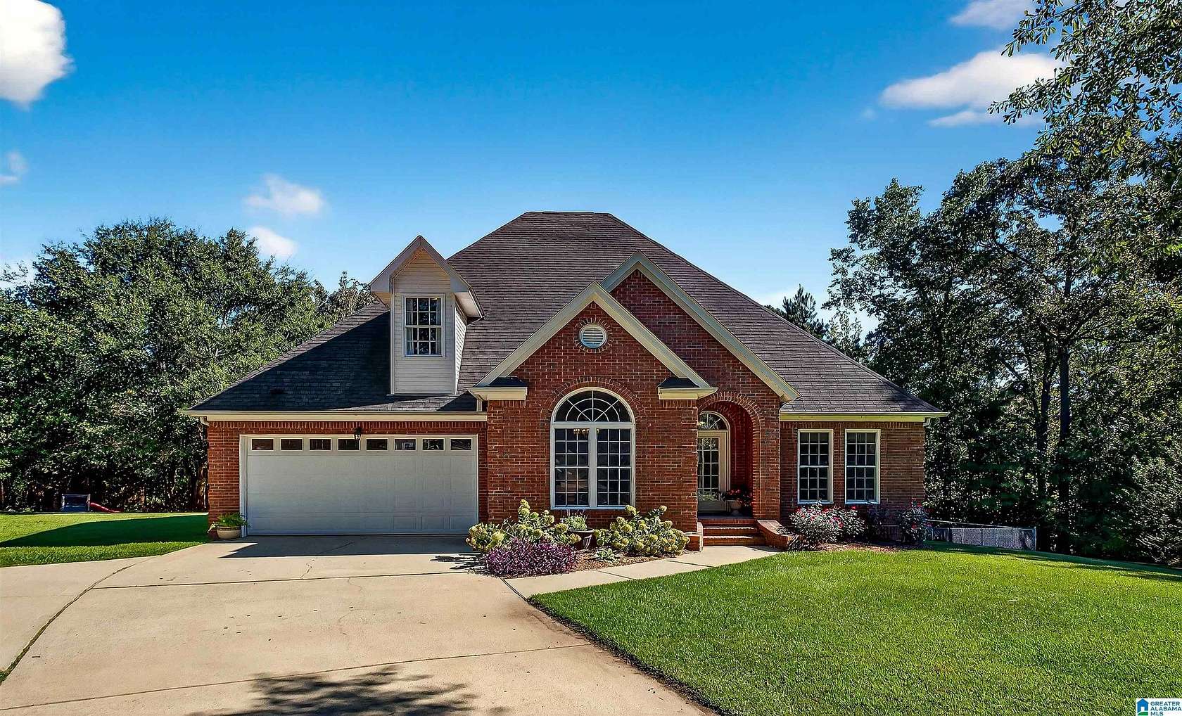 2.5 Acres of Residential Land with Home for Sale in Pell City, Alabama