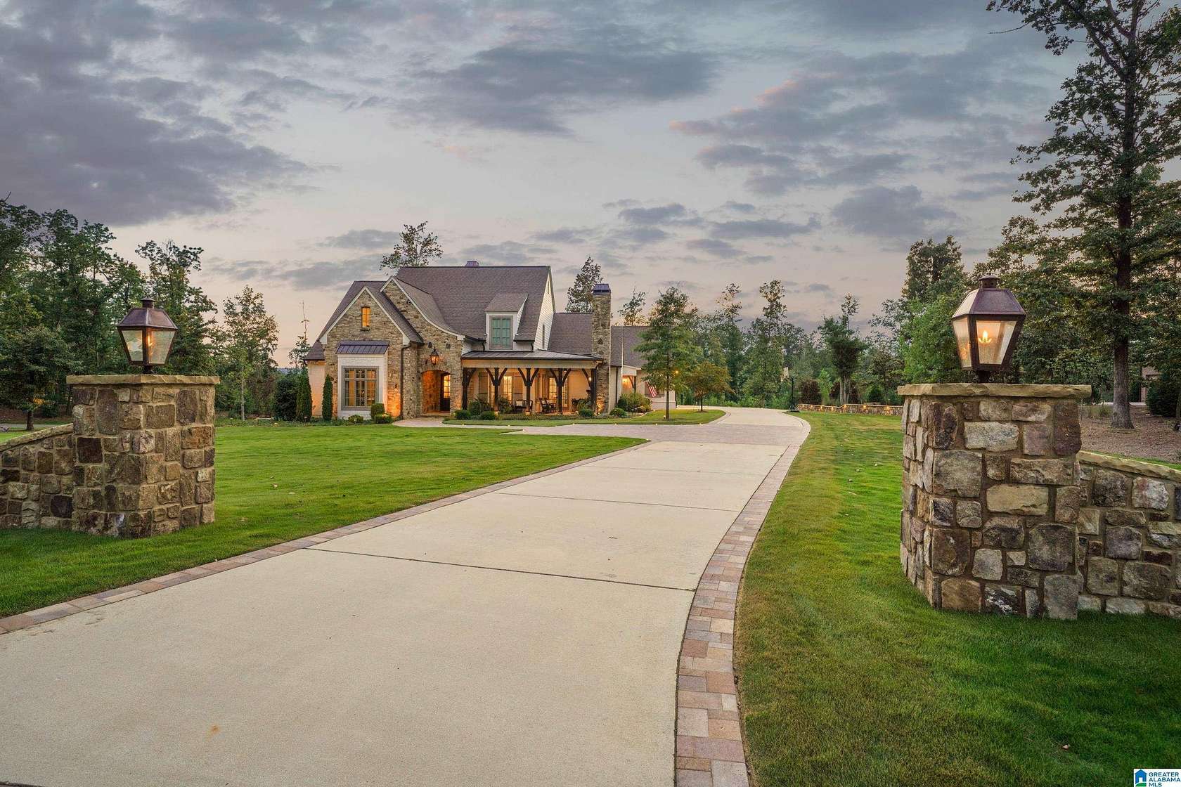 1.9 Acres of Residential Land with Home for Sale in Birmingham, Alabama