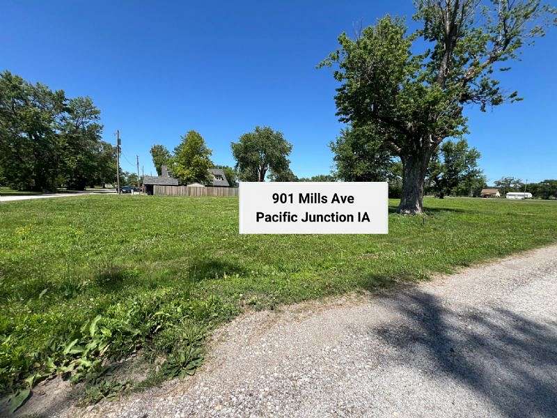 0.25 Acres of Residential Land for Sale in Pacific Junction, Iowa