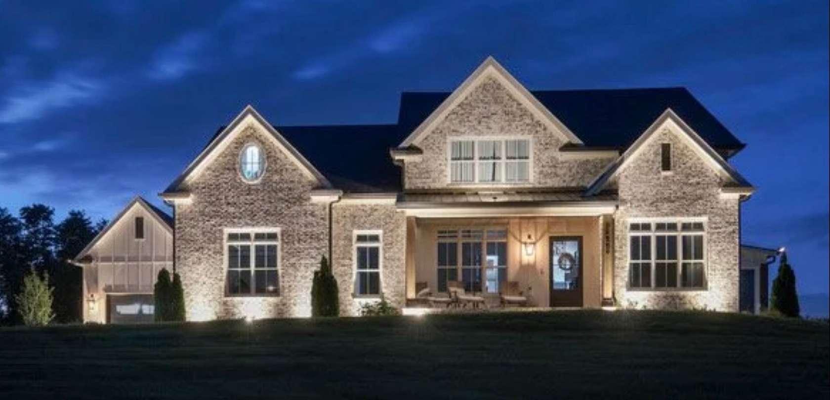 11 Acres of Land with Home for Sale in Franklin, Tennessee