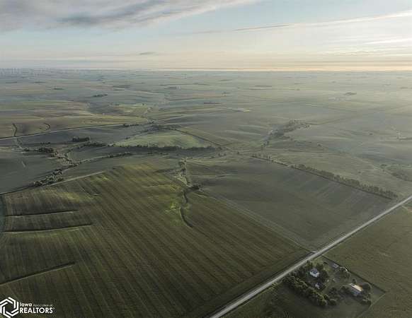 140 Acres of Recreational Land & Farm for Auction in Conrad, Iowa