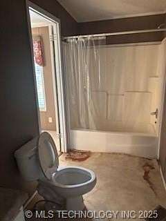 10 Acres of Residential Land with Home for Sale in Mannford, Oklahoma