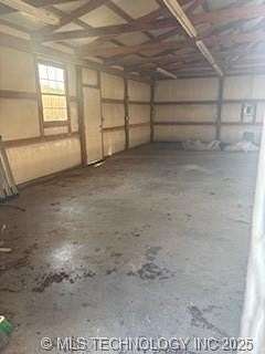 10 Acres of Residential Land with Home for Sale in Mannford, Oklahoma