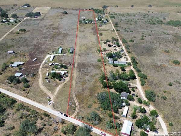 9.6 Acres of Improved Residential Land for Sale in Poteet, Texas