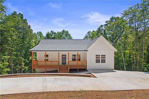 1.5 Acres of Land with Home for Sale in Dawsonville, Georgia
