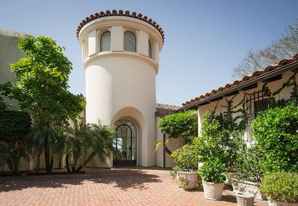 3.23 Acres of Residential Land with Home for Lease in Santa Barbara, California