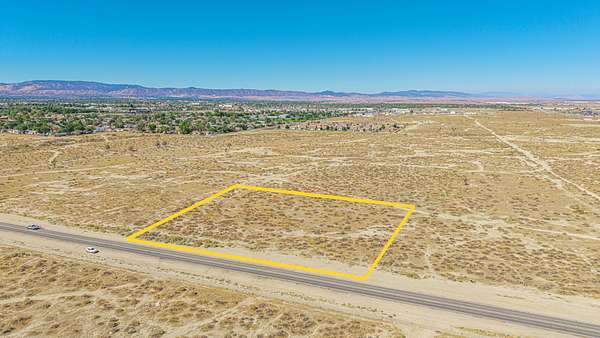 2 Acres of Residential Land for Sale in Lancaster, California