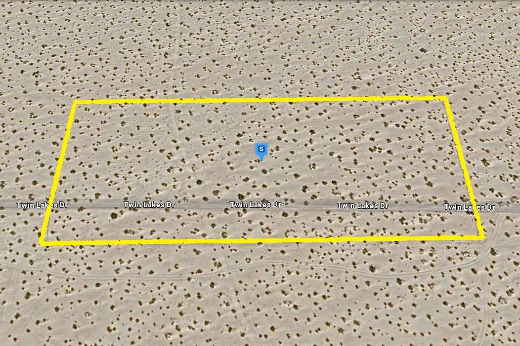 5 Acres of Residential Land for Sale in Newberry Springs, California
