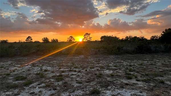 1.25 Acres of Residential Land for Sale in Okeechobee, Florida