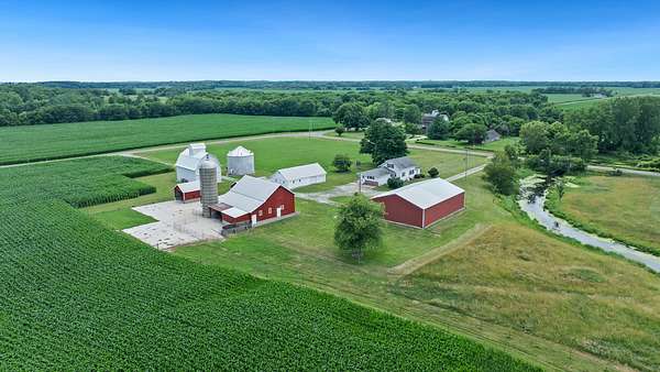 30 Acres of Agricultural Land with Home for Sale in Prophetstown, Illinois