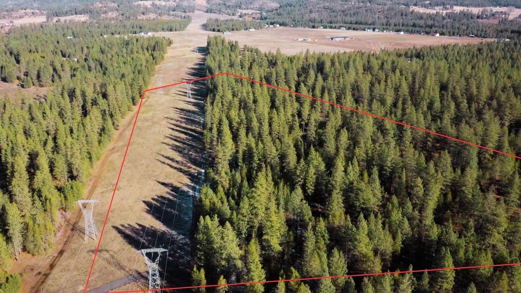 14.8 Acres of Recreational Land for Sale in Chattaroy, Washington