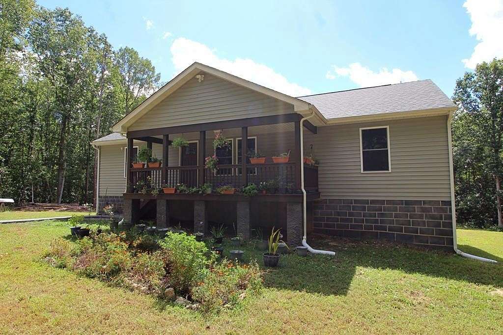 17.1 Acres of Land with Home for Sale in New Canton, Virginia