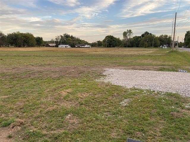 1.24 Acres of Mixed-Use Land for Sale in Pryor, Oklahoma