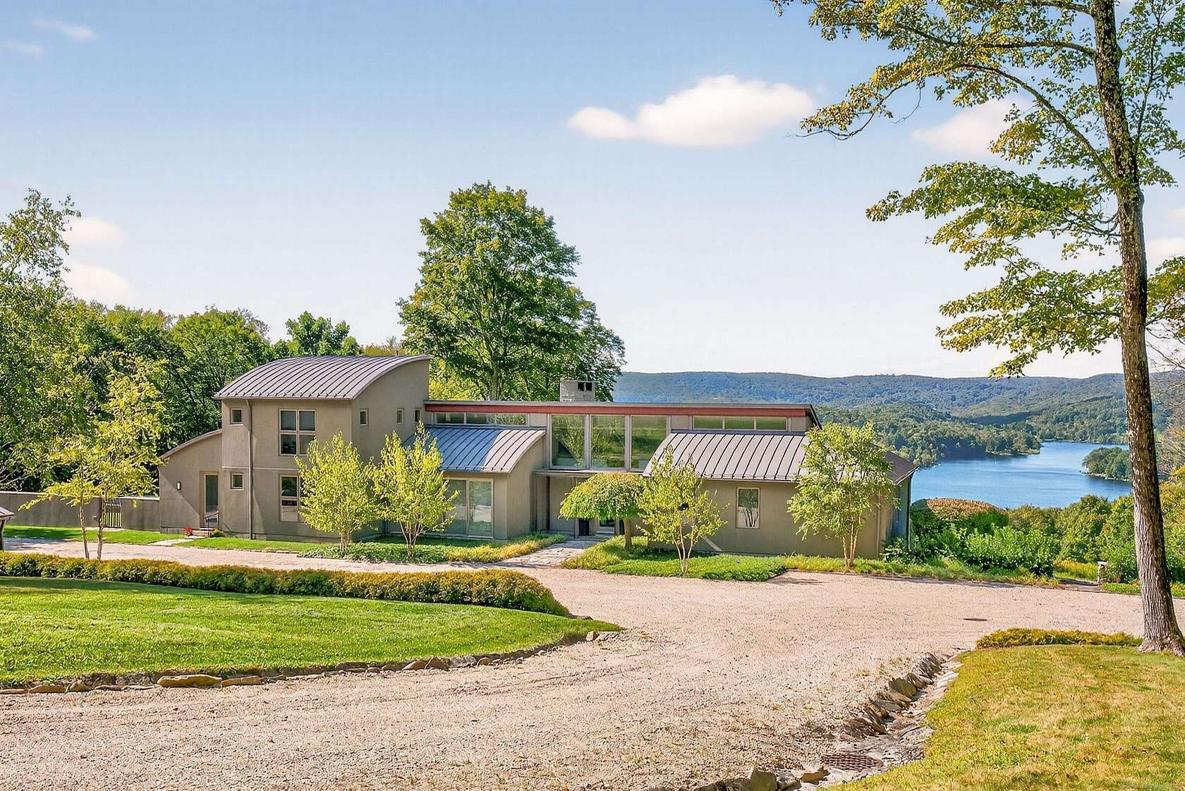 69.4 Acres of Land with Home for Sale in Washington, Connecticut