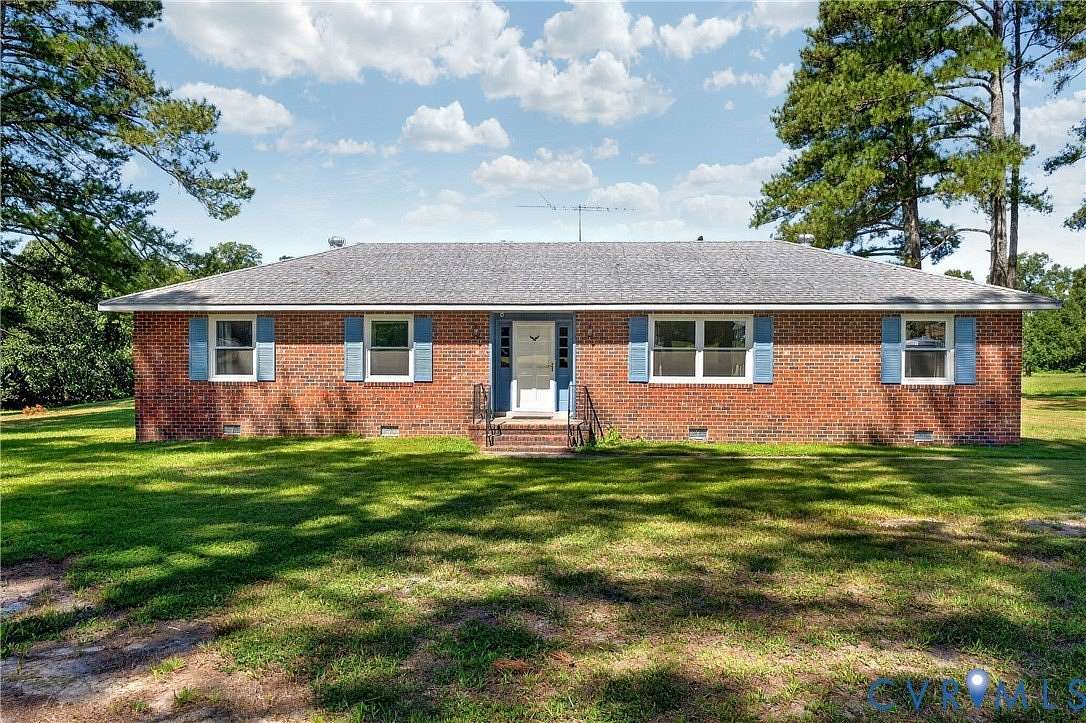 6.27 Acres of Residential Land with Home for Sale in Ashland, Virginia