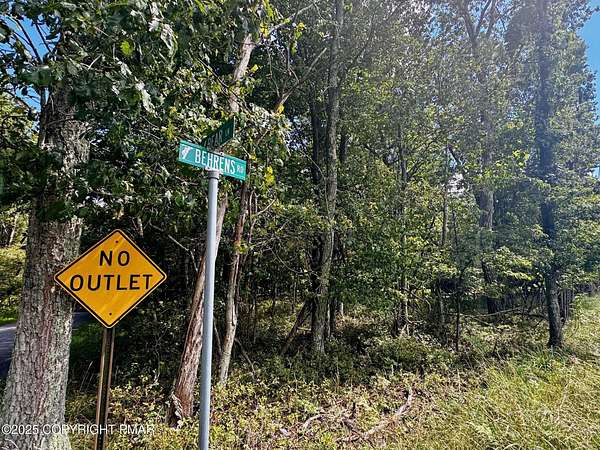 0.45 Acres of Residential Land for Sale in Jim Thorpe, Pennsylvania