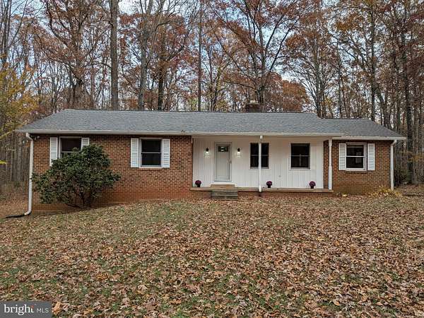 2.3 Acres of Residential Land with Home for Sale in Midland, Virginia