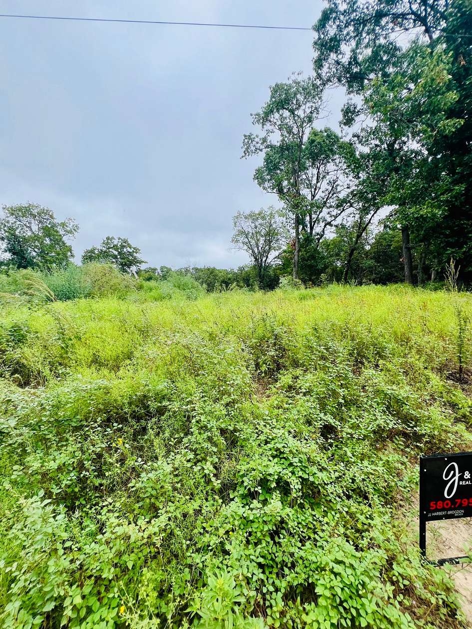 0.5 Acres of Residential Land for Sale in Kingston, Oklahoma