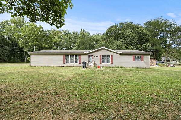 3 Acres of Residential Land with Home for Sale in Newark, Ohio