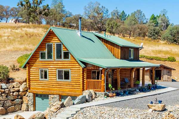 6.38 Acres of Land with Home for Sale in Coulterville, California