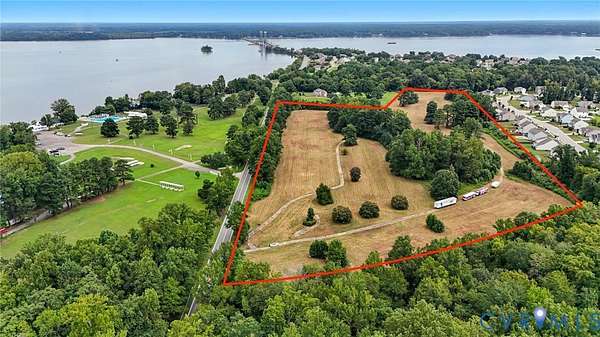 28 Acres of Land for Sale in Prince George, Virginia