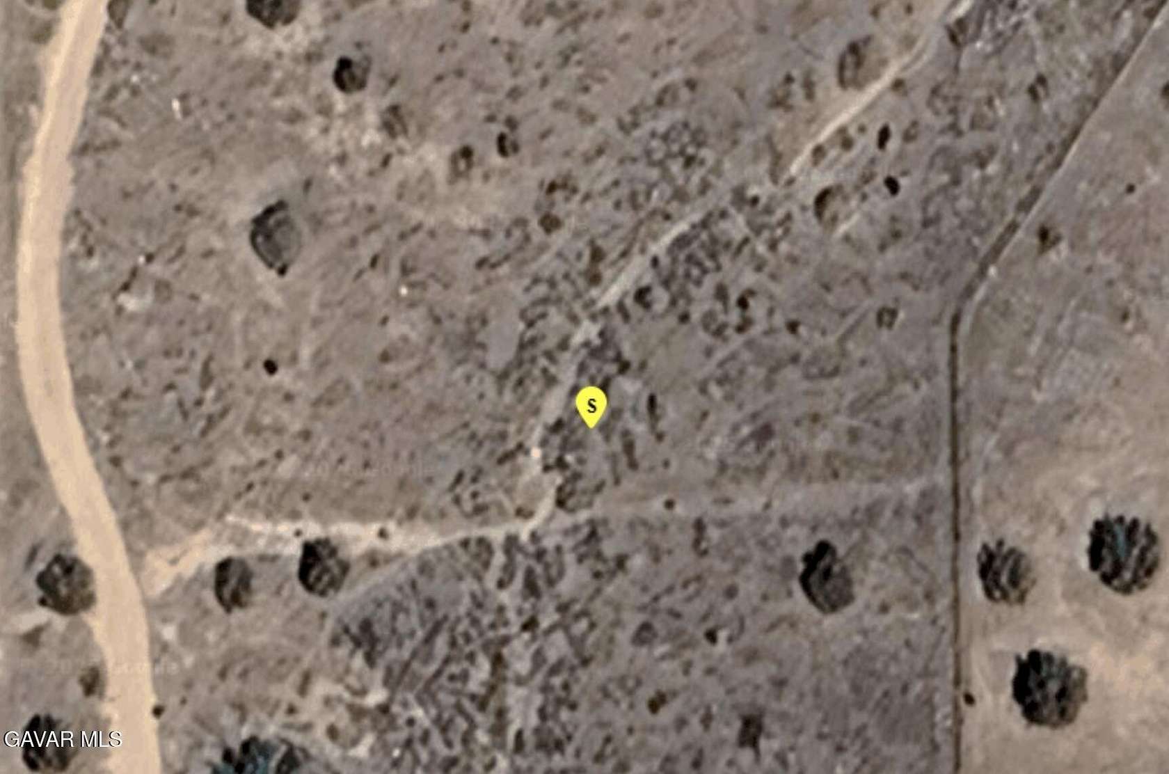 Residential Land for Sale in Phelan, California