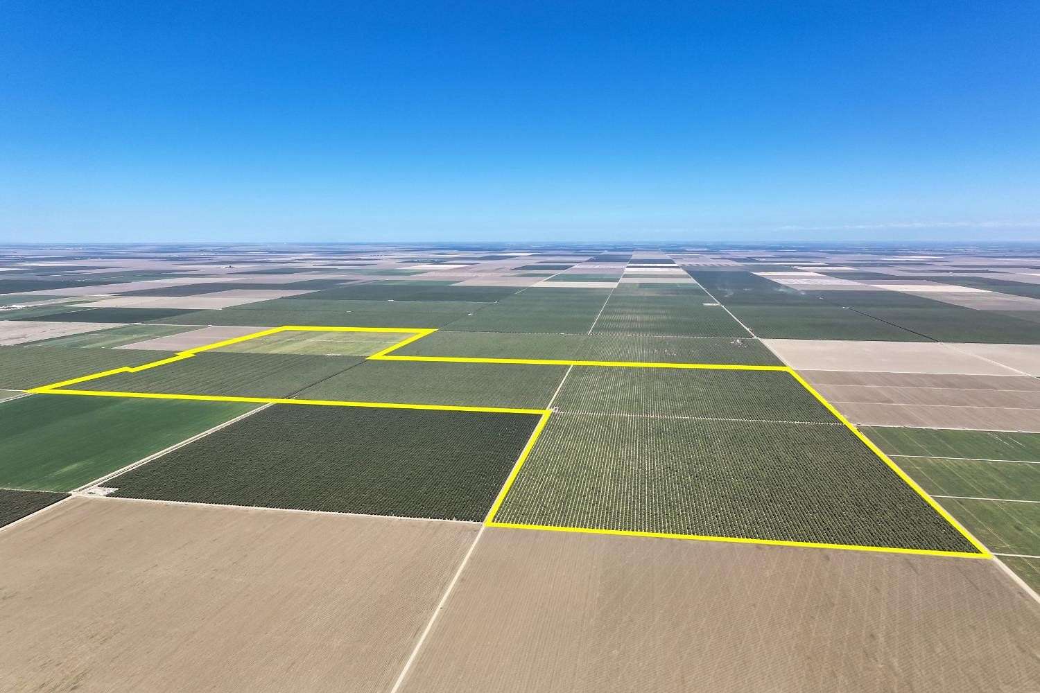 1,096 Acres of Land for Sale in Huron, California