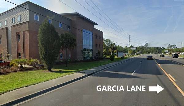 8 Acres of Residential Land for Sale in Moncks Corner, South Carolina