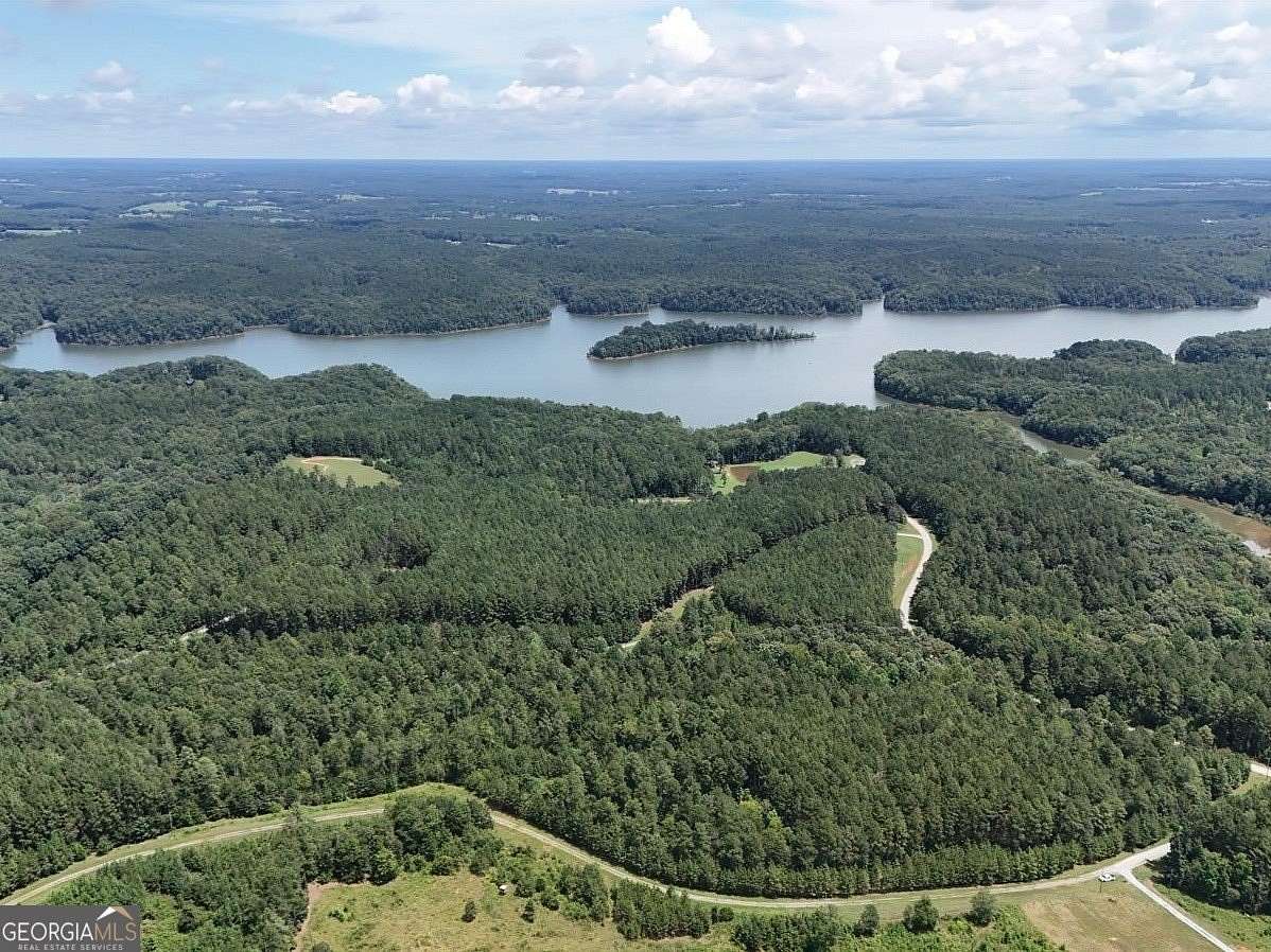 6 Acres of Residential Land for Sale in Elberton, Georgia