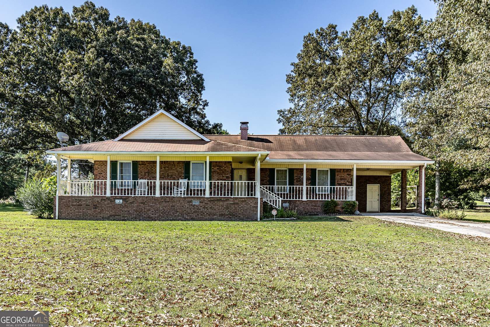 2 Acres of Residential Land with Home for Sale in Silver Creek, Georgia