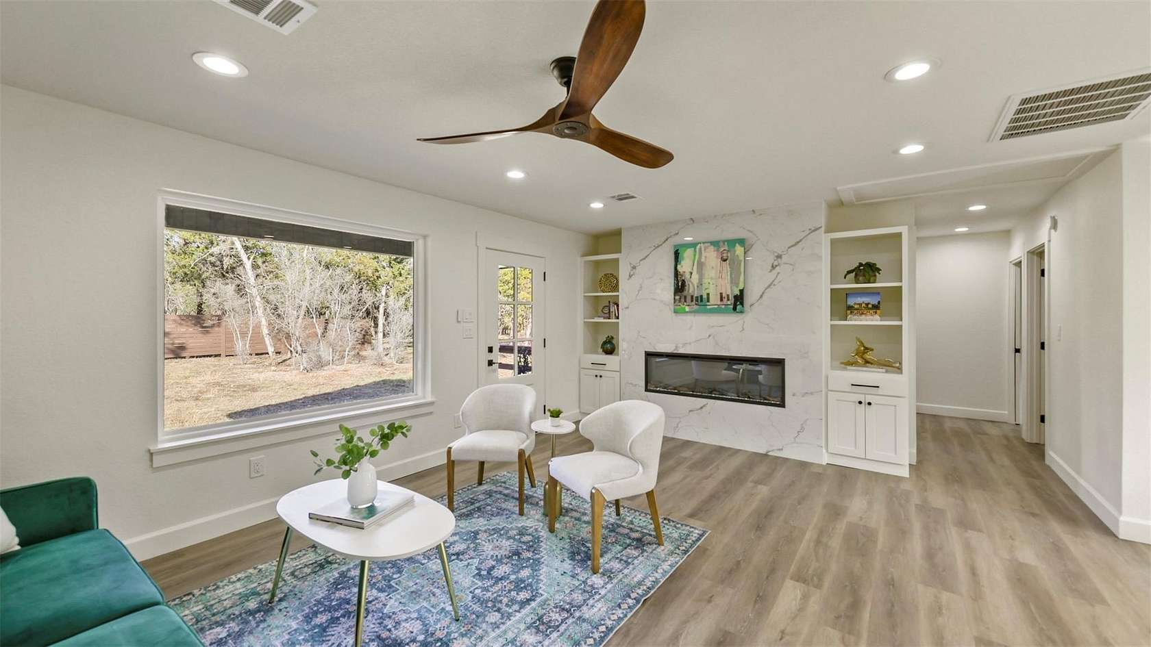 2.5 Acres of Residential Land with Home for Sale in Wimberley, Texas