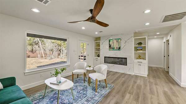 2.5 Acres of Residential Land with Home for Sale in Wimberley, Texas