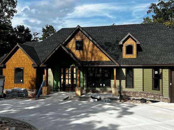 3 Acres of Residential Land with Home for Sale in Bella Vista, Arkansas