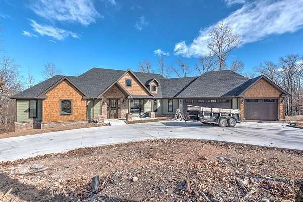 3 Acres of Residential Land with Home for Sale in Bella Vista, Arkansas